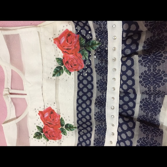 Girls frock - Picture 2 of 5